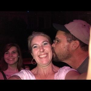 Meet your Posher, Tina